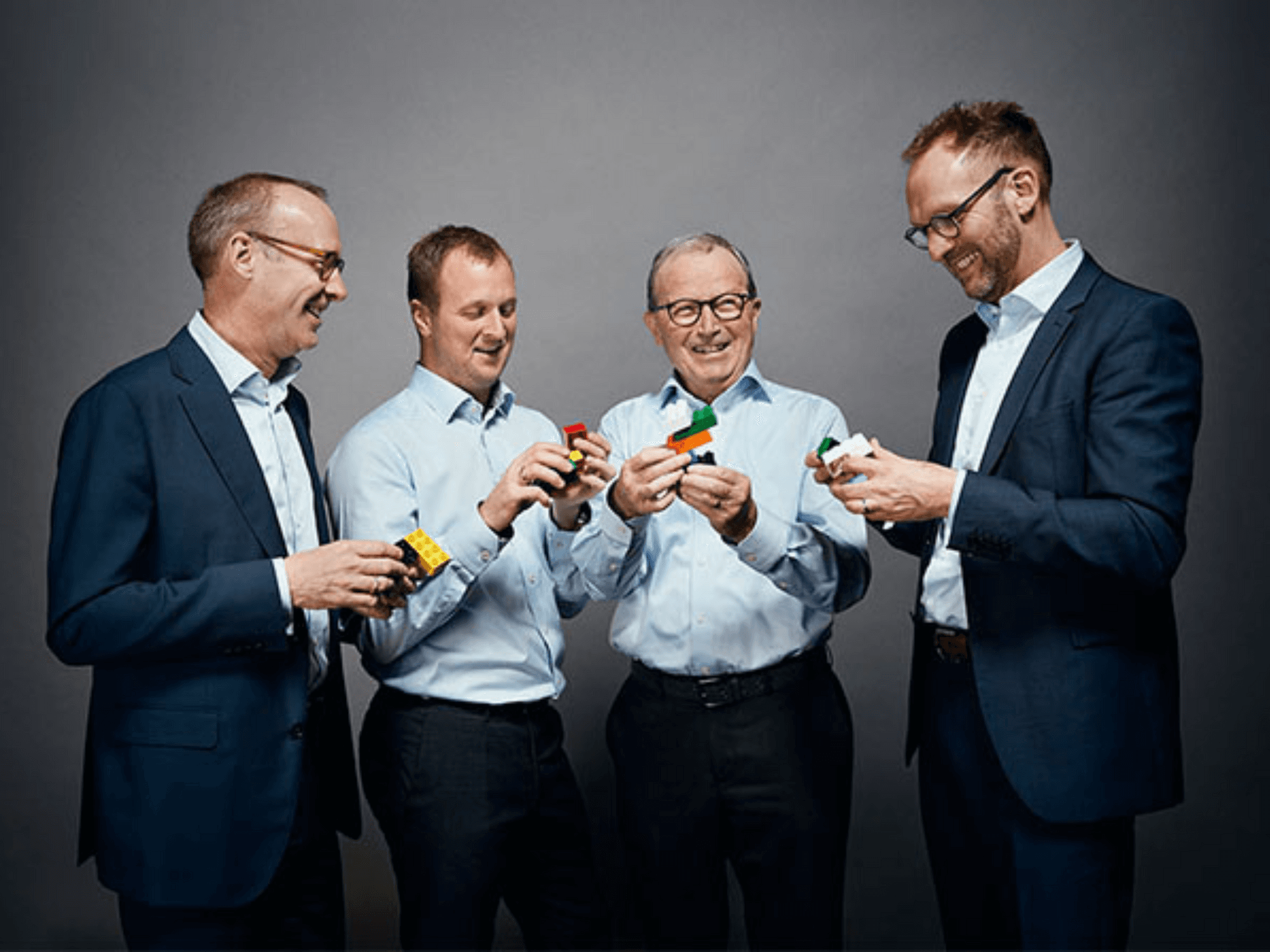 S%C3%B8ren%20Thorup%20S%C3%B8rensen%20(li)%20und%20der%20CEO%20der%20LEGO%20Group%20J%C3%B8rgen%20Vig%20Knudstorp%20(re.)%20(Foto:%20LEGO%20GROUP)
